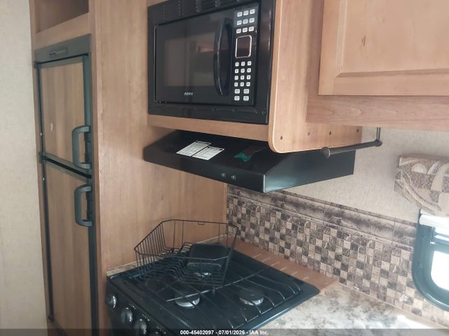 Продаж на аукціоні авто 2014 Coachmen Catalina, vin: 5ZT2CARB3EA018583, номер лоту: 45402097