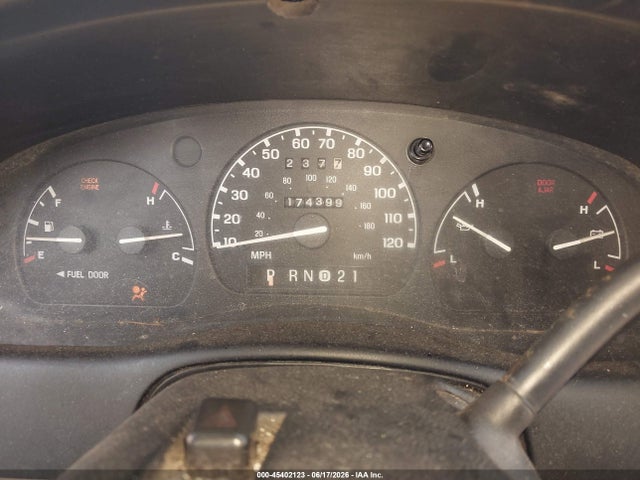 2000 Ford Ranger Xl/xlt მანქანა იყიდება აუქციონზე, vin: 1FTYR14V6YPA58217, აუქციონის ნომერი: 45402123
