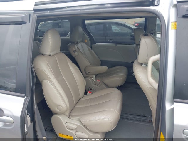Aukcja sprzedaży 2012 Toyota Sienna Le V6 8 Passenger, vin: 5TDKK3DC7CS210735, numer aukcji: 45402126
