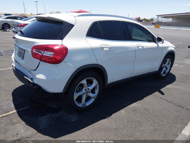 WDCTG4EB1JJ443838 Mercedes-Benz GLA 250