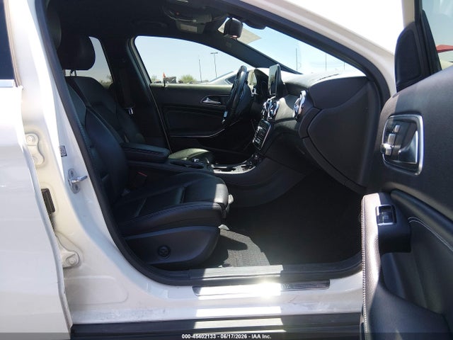 WDCTG4EB1JJ443838 Mercedes-Benz GLA 250