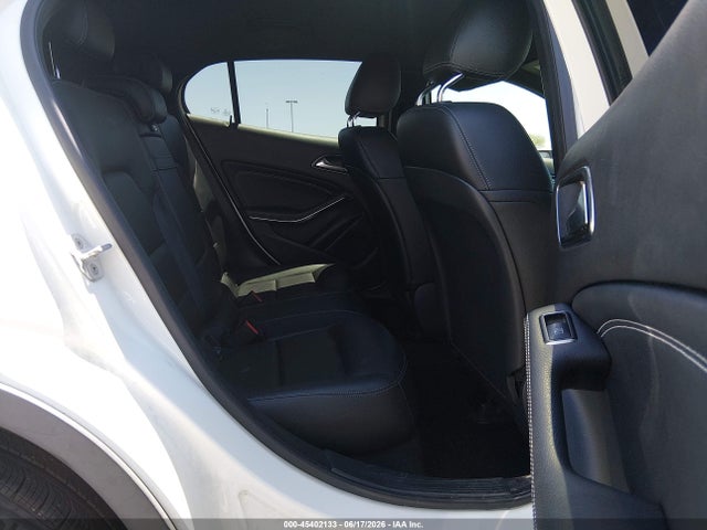 WDCTG4EB1JJ443838 Mercedes-Benz GLA 250