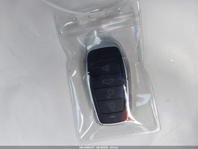 Auction sale of the 2018 Dodge Journey Se, vin: 3C4PDCAB6JT273128, lot number: 45402137