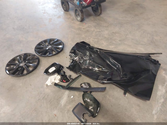 2024 Toyota Camry Le მანქანა იყიდება აუქციონზე, vin: 4T1C11AK6RU874886, აუქციონის ნომერი: 45402140