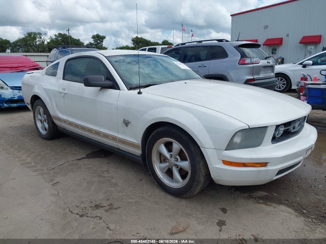 Aukcja sprzedaży 2009 Ford Mustang V6/v6 Premium, vin: 1ZVHT80N395131845, numer aukcji: 45402148