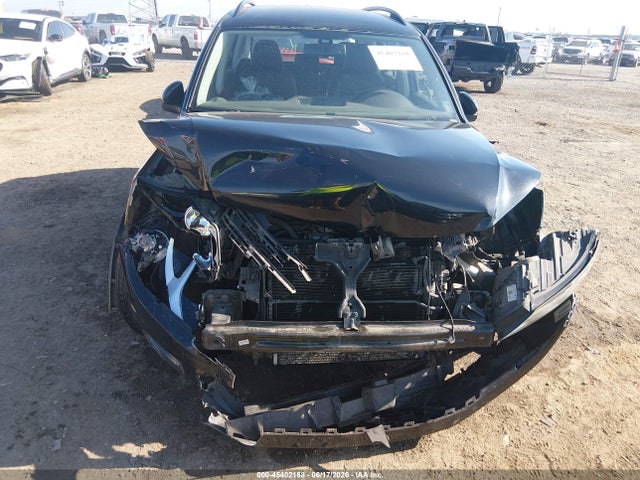 2016 Volkswagen Tiguan S მანქანა იყიდება აუქციონზე, vin: WVGAV7AX6GW531099, აუქციონის ნომერი: 45402168
