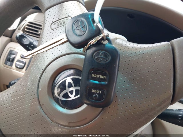 45402192 :رقم المزاد ، 1NXBR30E55Z438679 vin ، 2005 Toyota Corolla Le مزاد بيع