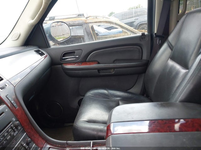 Продажа на аукционе авто 2009 Cadillac Escalade Esv Standard, vin: 1GYFK26239R238887, номер лота: 45402198