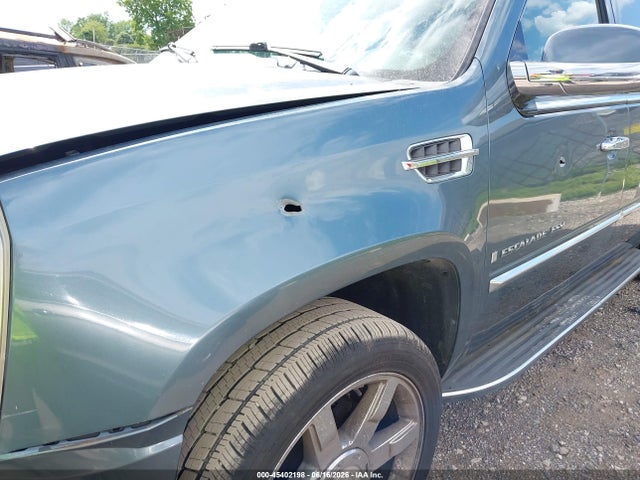 Продажа на аукционе авто 2009 Cadillac Escalade Esv Standard, vin: 1GYFK26239R238887, номер лота: 45402198