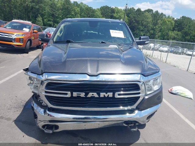 2020 Ram 1500 Big Horn  4x4 5'7 Box მანქანა იყიდება აუქციონზე, vin: 1C6SRFFT3LN264296, აუქციონის ნომერი: 45402199