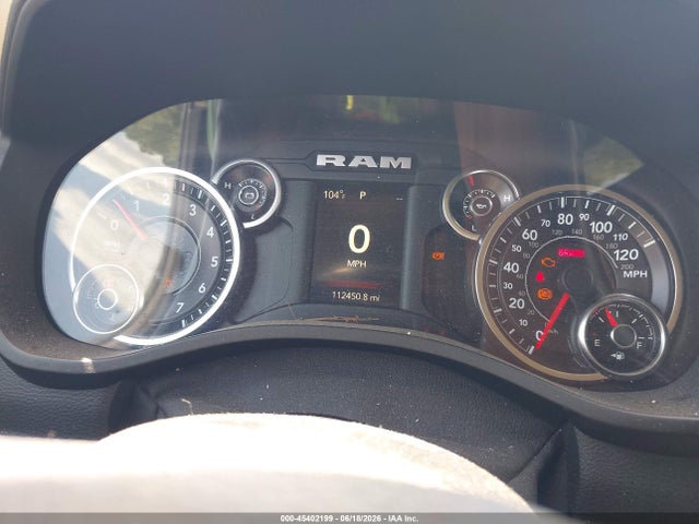 2020 Ram 1500 Big Horn  4x4 5'7 Box მანქანა იყიდება აუქციონზე, vin: 1C6SRFFT3LN264296, აუქციონის ნომერი: 45402199