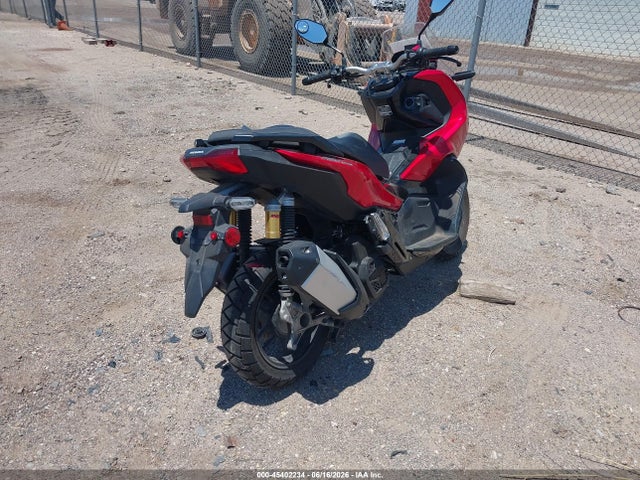 Honda Adv150 A 2023 MLHKF3856P5200593 Image 4