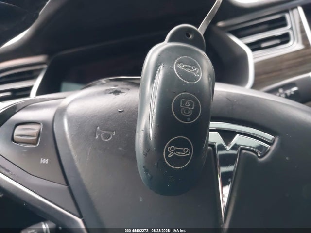 Продажа на аукционе авто 2016 Tesla Model S 60d/70d/75d/85d/90d, vin: 5YJSA1E23GF145311, номер лота: 45402272
