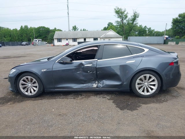 Продажа на аукционе авто 2016 Tesla Model S 60d/70d/75d/85d/90d, vin: 5YJSA1E23GF145311, номер лота: 45402272