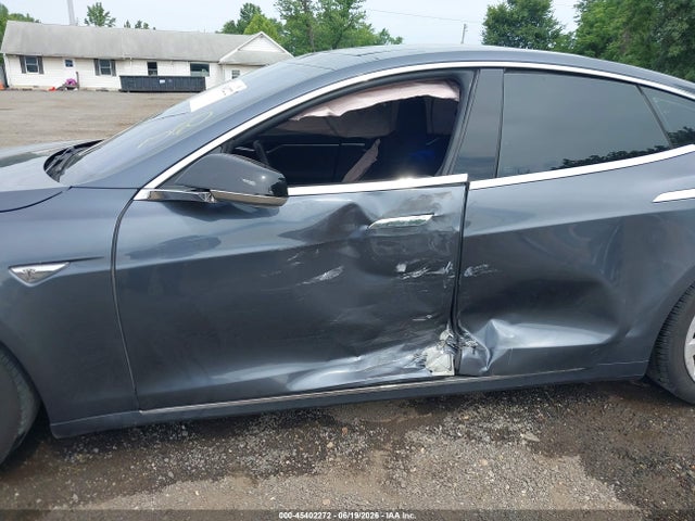 Продажа на аукционе авто 2016 Tesla Model S 60d/70d/75d/85d/90d, vin: 5YJSA1E23GF145311, номер лота: 45402272