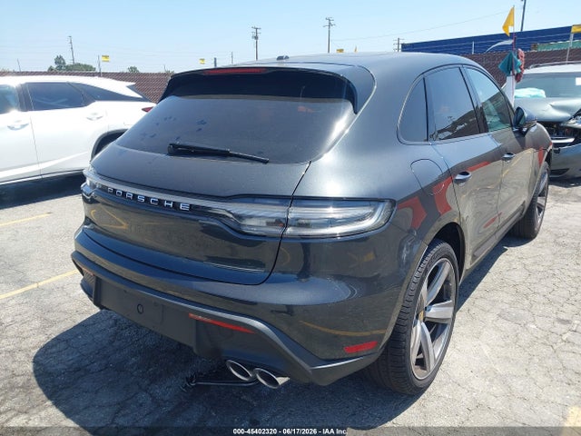 Porsche Macan T 2023 WP1AA2A56PLB01039 Image 4