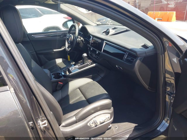 Porsche Macan T 2023 WP1AA2A56PLB01039 Image 5