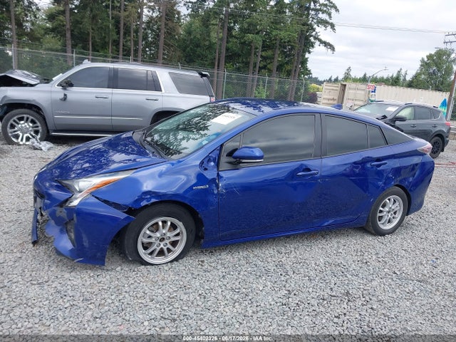 Toyota Prius Two 2016 JTDKBRFU6G3520634 Image 14