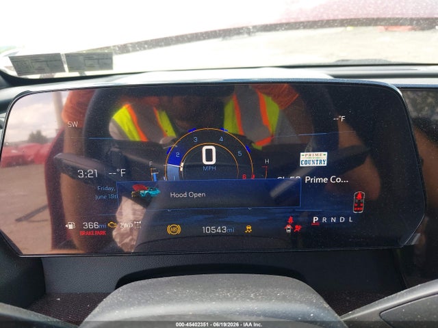 2025 Chevrolet Traverse Awd Z71 მანქანა იყიდება აუქციონზე, vin: 1GNEVJRS4SJ113309, აუქციონის ნომერი: 45402351