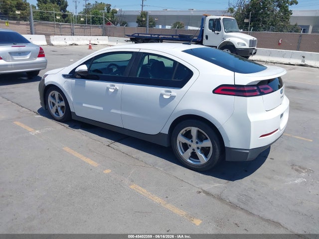 Chevrolet Volt 2014 1G1RE6E46EU165695 Image 3