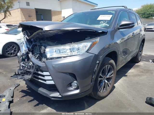 5TDZZRFH5JS289079 Toyota Highlander Le Plus