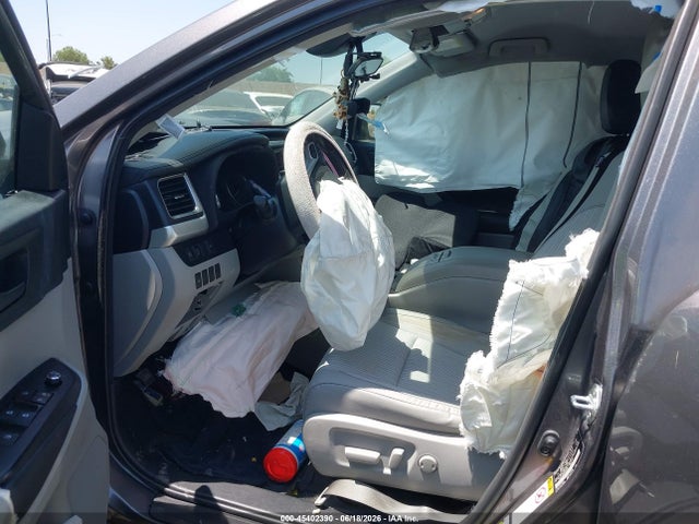 5TDZZRFH5JS289079 Toyota Highlander Le Plus