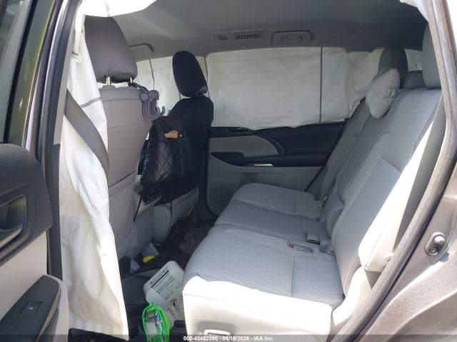 5TDZZRFH5JS289079 Toyota Highlander Le Plus