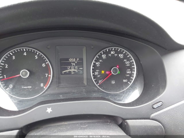 2012 Volkswagen Jetta 2.5l Se მანქანა იყიდება აუქციონზე, vin: 3VWDP7AJ3CM131824, აუქციონის ნომერი: 45402420