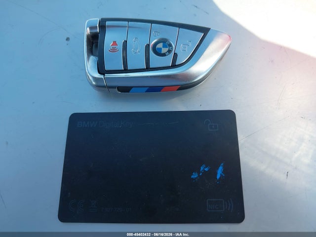 BMW M8 Coupe 2022 WBSGV0C03NCH33883 Image 11