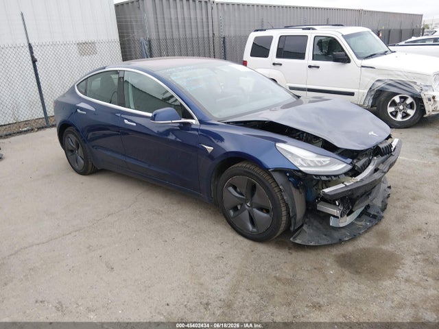 Продаж на аукціоні авто 2018 Tesla Model 3 Long Range/mid Range, vin: 5YJ3E1EA8JF009036, номер лоту: 45402434