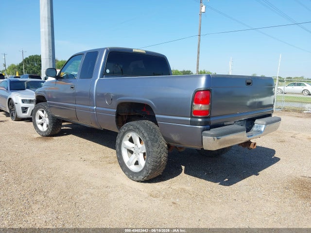 45402442 :رقم المزاد ، 3B7HF13Z71G806366 vin ، 2001 Dodge Ram 1500 St مزاد بيع