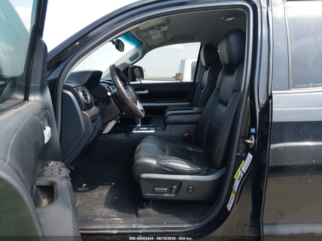 Продаж на аукціоні авто 2016 Toyota Tundra Sr5 5.7l V8, vin: 5TFUW5F15GX565794, номер лоту: 45402444