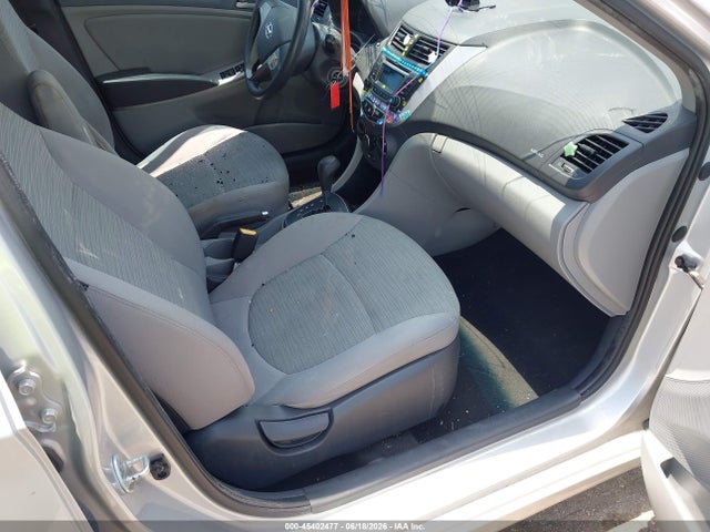 45402477 :رقم المزاد ، KMHCT4AE3FU795046 vin ، 2015 Hyundai Accent Gls مزاد بيع