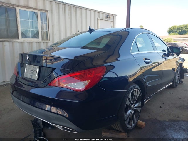 Mercedes-Benz CLA 250 2018 WDDSJ4EB8JN690629 Image 4