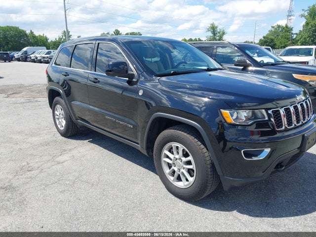 Jeep Grand Cherokee Laredo E 4x4 2019 1C4RJFAG2KC837028 головне зображення