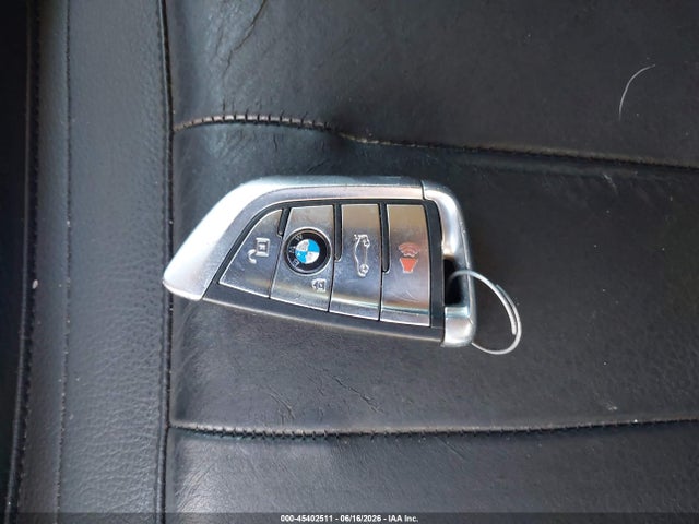 2015 Bmw X5 Xdrive35i მანქანა იყიდება აუქციონზე, vin: 5UXKR0C51F0K60856, აუქციონის ნომერი: 45402511