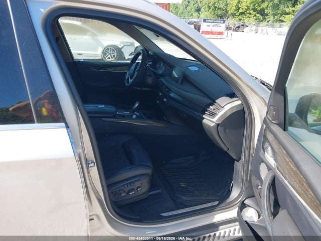 2015 Bmw X5 Xdrive35i მანქანა იყიდება აუქციონზე, vin: 5UXKR0C51F0K60856, აუქციონის ნომერი: 45402511