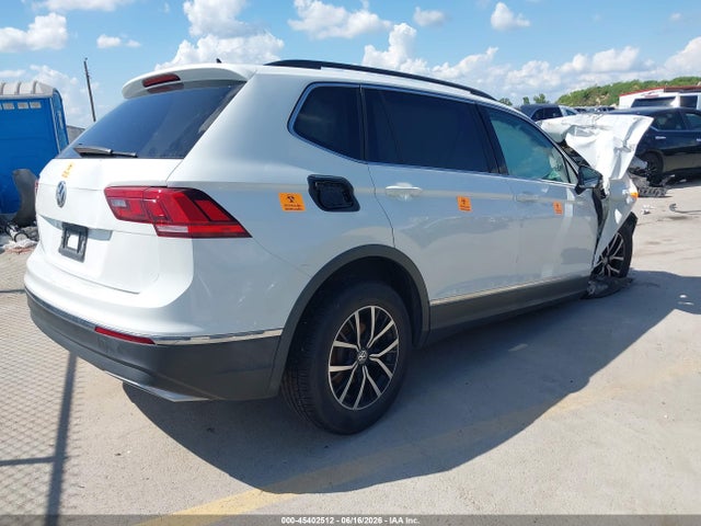 2021 Volkswagen Tiguan მანქანა იყიდება აუქციონზე, vin: 3VV3B7AX2MM045330, აუქციონის ნომერი: 45402512