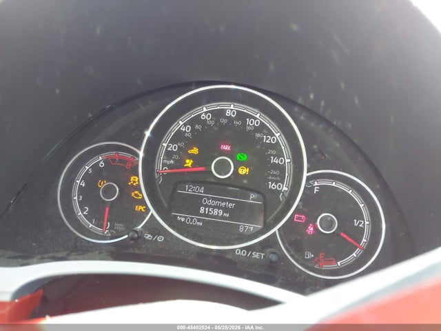 Продажа на аукционе авто 2018 Volkswagen Beetle 2.0t Coast/2.0t S/2.0t Se, vin: 3VW5DAATXJM506830, номер лота: 45402524