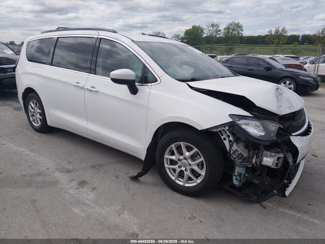 45402558 :رقم المزاد ، 2C4RC1DGXLR257043 vin ، 2020 Chrysler Voyager Lxi مزاد بيع
