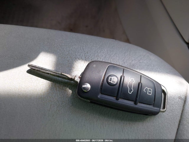 2015 Audi A3 1.8t Premium მანქანა იყიდება აუქციონზე, vin: WAUACGFF9F1002412, აუქციონის ნომერი: 45402583