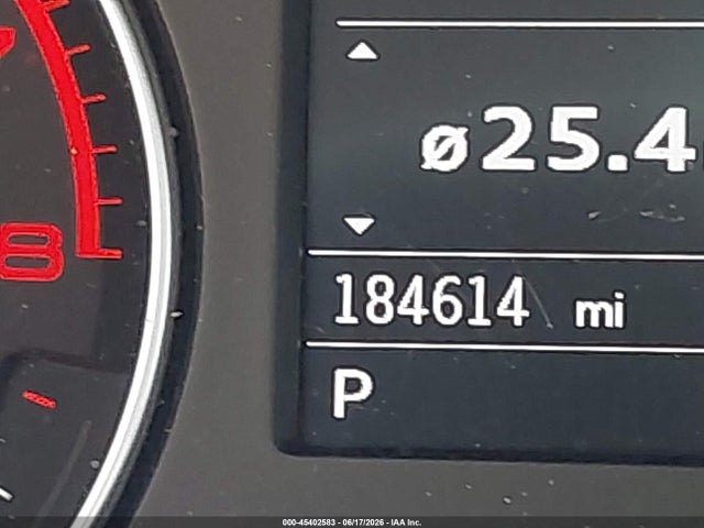 2015 Audi A3 1.8t Premium მანქანა იყიდება აუქციონზე, vin: WAUACGFF9F1002412, აუქციონის ნომერი: 45402583