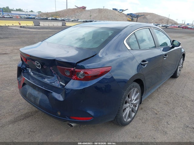 45402623 :رقم المزاد ، 3MZBPABL4MM251427 vin ، 2021 Mazda Mazda3 Select مزاد بيع