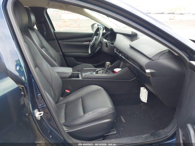 45402623 :رقم المزاد ، 3MZBPABL4MM251427 vin ، 2021 Mazda Mazda3 Select مزاد بيع