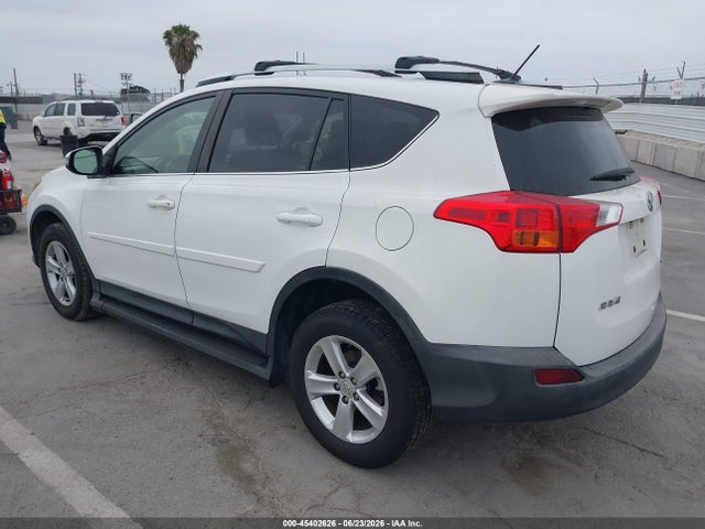 Toyota Rav4 Xle 2014 JTMWFREV8EJ020225 Image 3