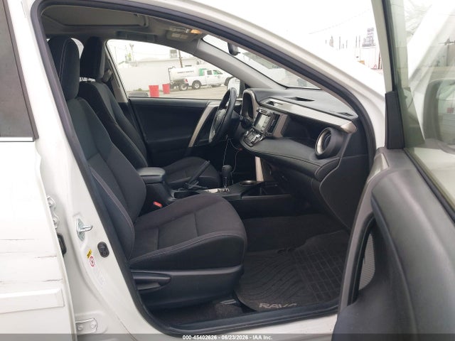 Toyota Rav4 Xle 2014 JTMWFREV8EJ020225 Image 5