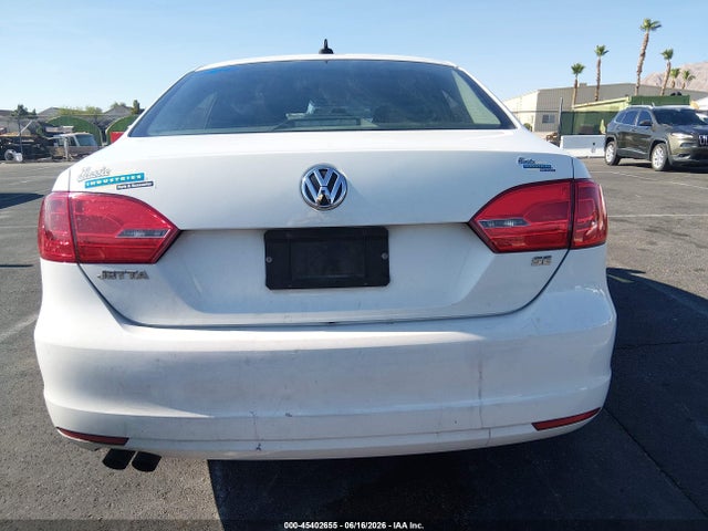 Продажа на аукционе авто 2014 Volkswagen Jetta 1.8t Se, vin: 3VWD17AJ5EM266114, номер лота: 45402655