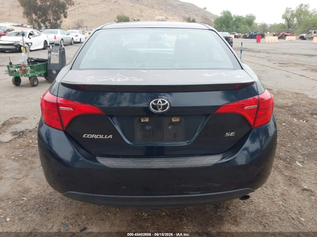 Toyota COROLLA SE 2018 5YFBURHE8JP757334 Image 16