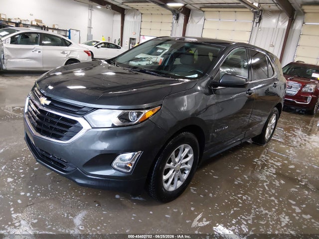 Chevrolet EQUINOX LT 2018 2GNAXJEV3J6348577 Image 2