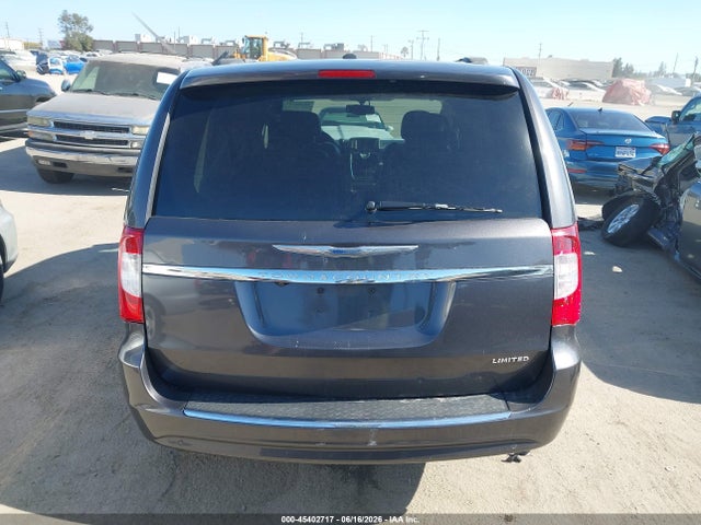 2C4RC1JG1FR726805 Chrysler Town &amp; Country Limited